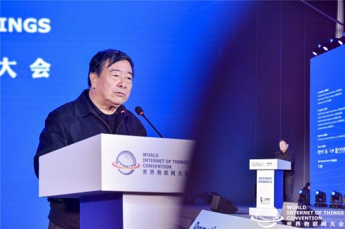 中国国务院原参事、科技部原秘书长石定寰